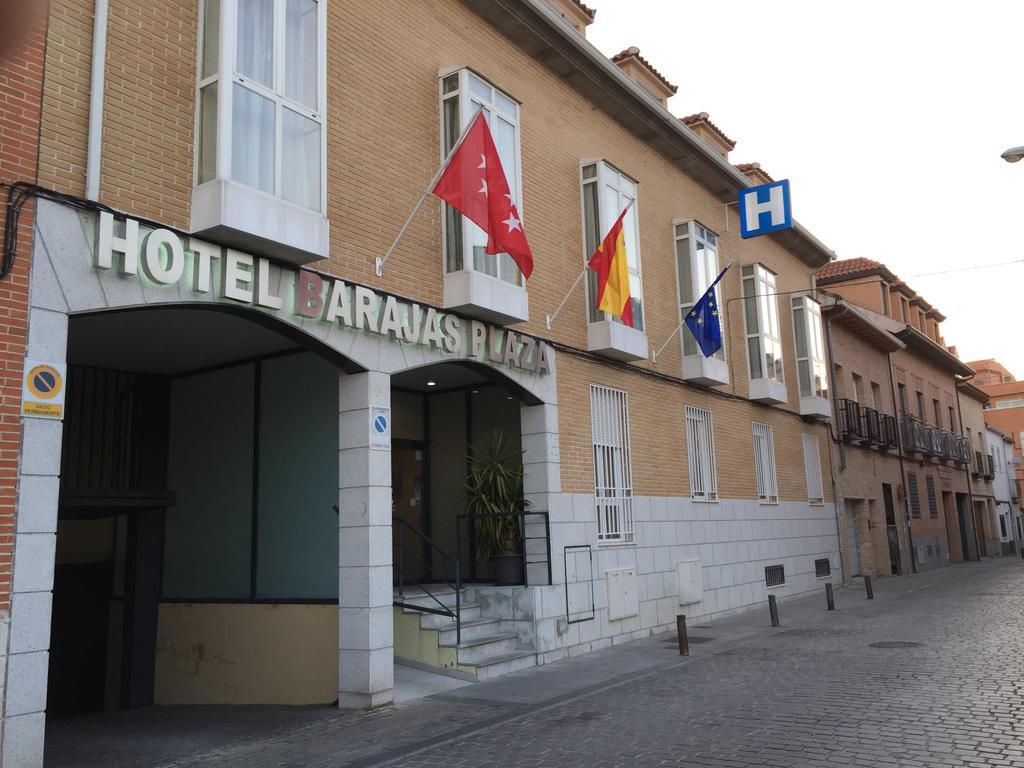 Hotel Barajas Plaza Мадрид Экстерьер фото