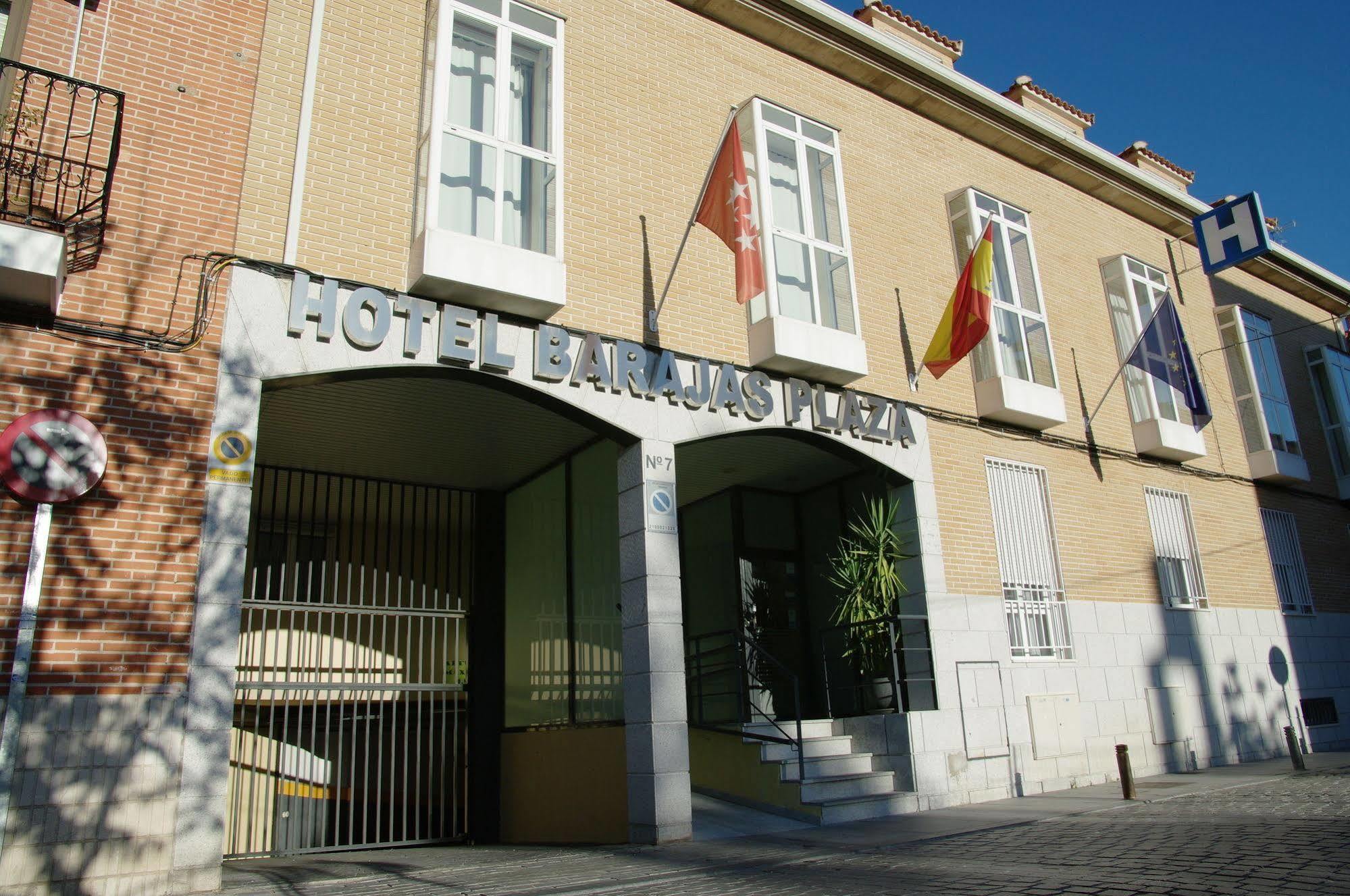 Hotel Barajas Plaza Мадрид Экстерьер фото